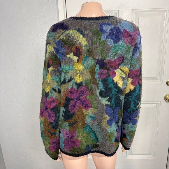 Peruvian Connection Floral Womens Sweater M Alpaca Cardigan Button V-neck L/S S2 - Picture 4 of 7